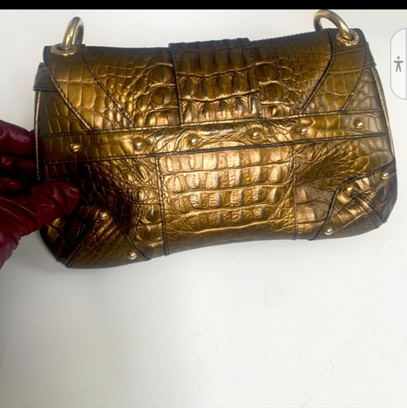 Designer METRO CITY Golden Handbag - Picture 5 of 6